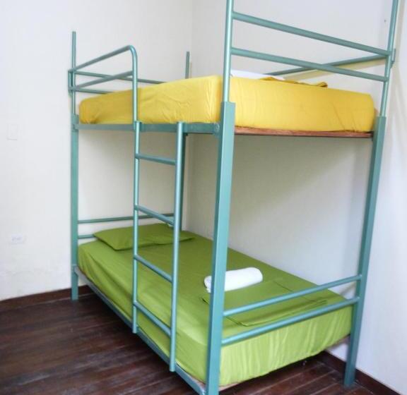 پانسیون Hostal Antonio