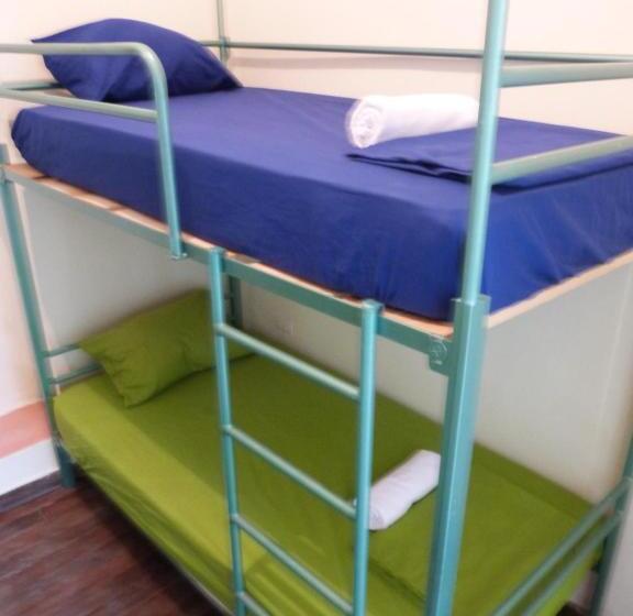 پانسیون Hostal Antonio