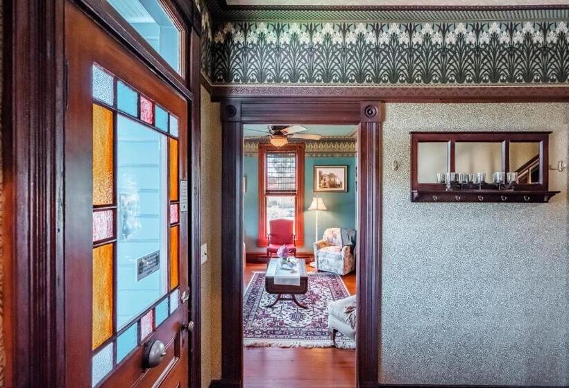 민박 Mamere's Guest House