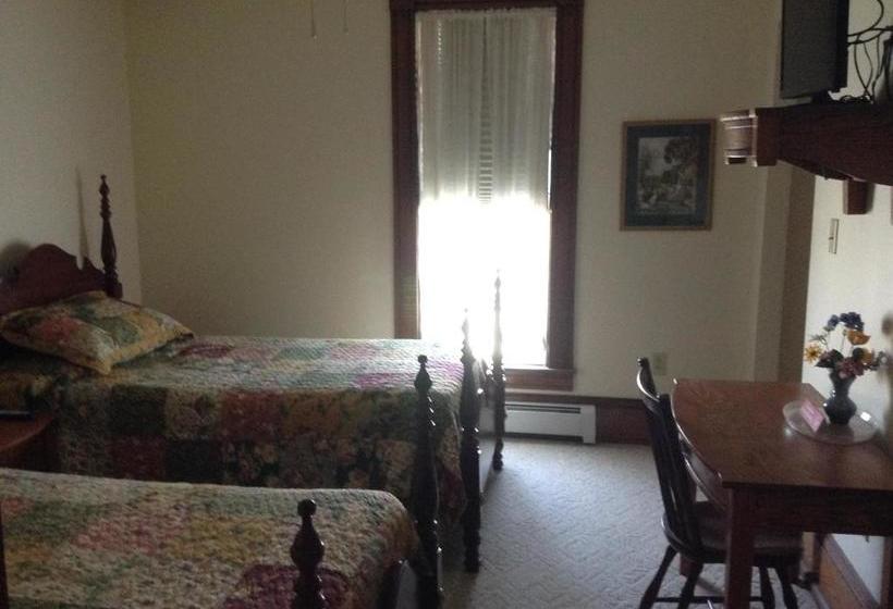 צימר Ottaway Inn Llc