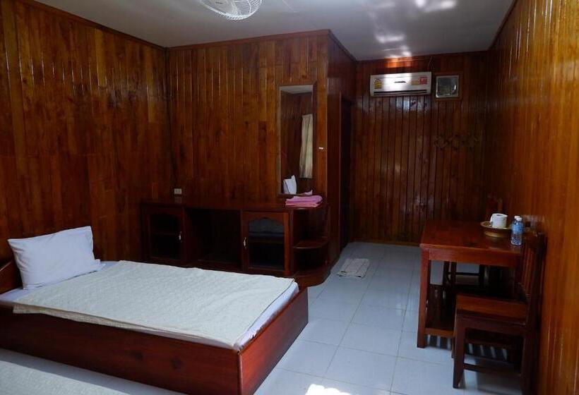Отель Song Lao Guesthouse