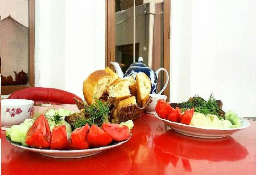 פנסיון History Guest House