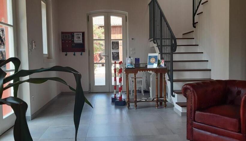 مبيت وإفطار Santa Maria Di Lorgana