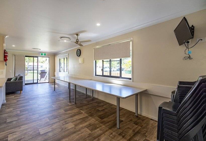 ホテル Nrma Capricorn Yeppoon Holiday Park