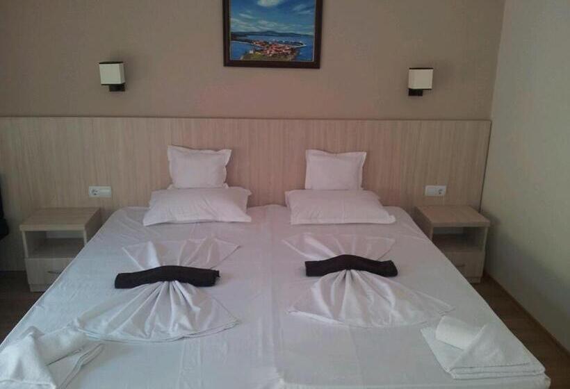 هتل Villa Mare