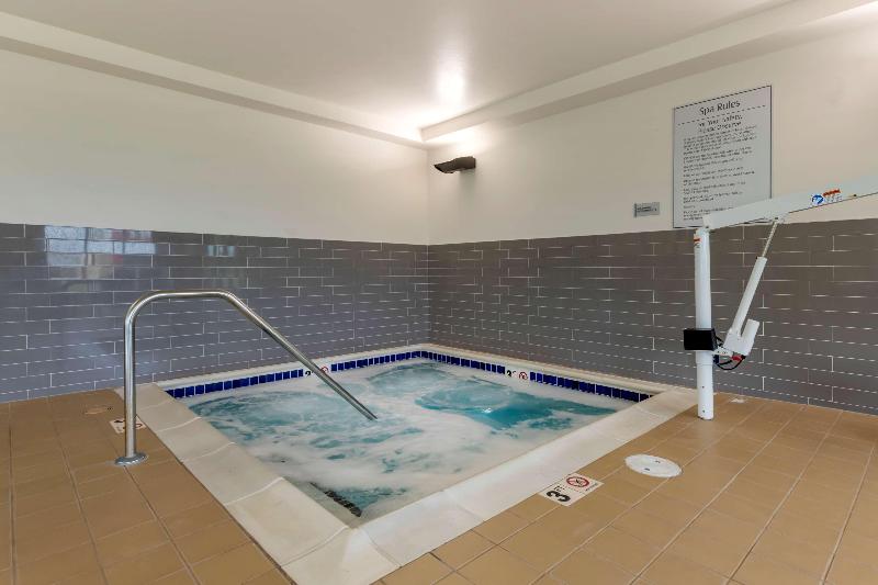 فندق Best Western Plus Isanti
