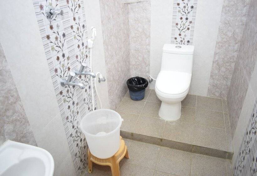 هتل Viswa Residency By Azalea