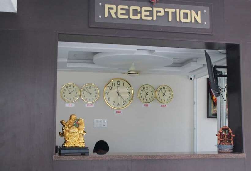 هتل Viswa Residency By Azalea