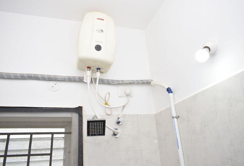 هتل Viswa Residency By Azalea