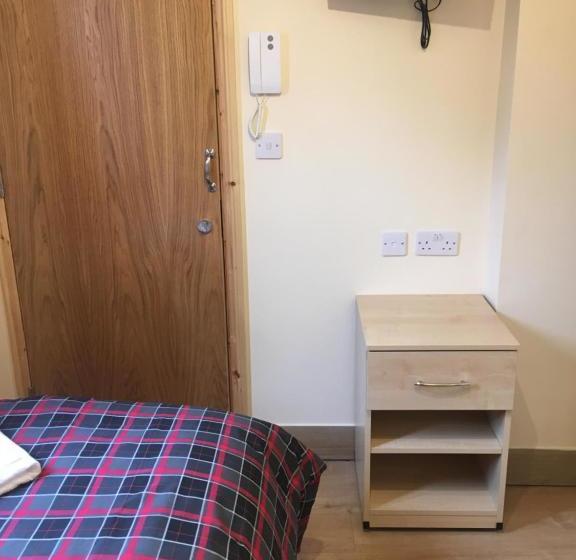 پانسیون 15 New Row