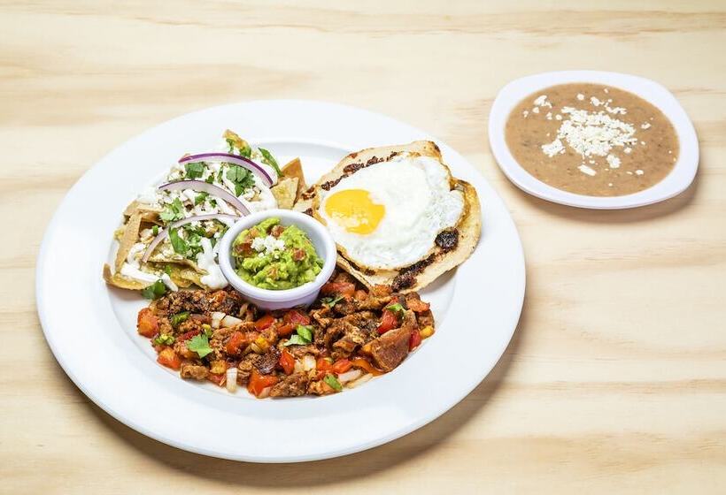 فندق Maioris Kumate Culiacán