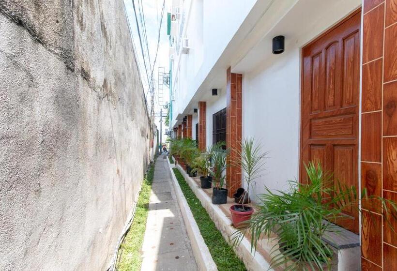 בית מלון כפרי Reddoorz At Minas Place 1 Tacloban