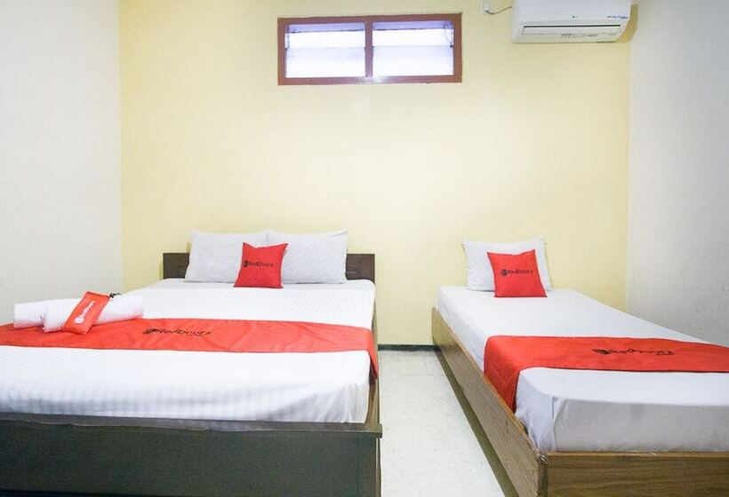 هتل Reddoorz Syariah @ Jalan Gajah Mada
