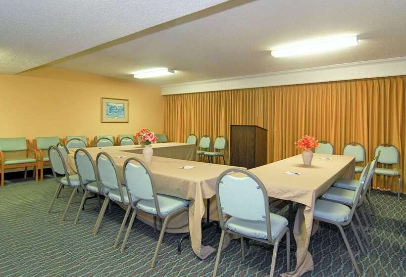 Best Western Ocean Sands Beach Resort