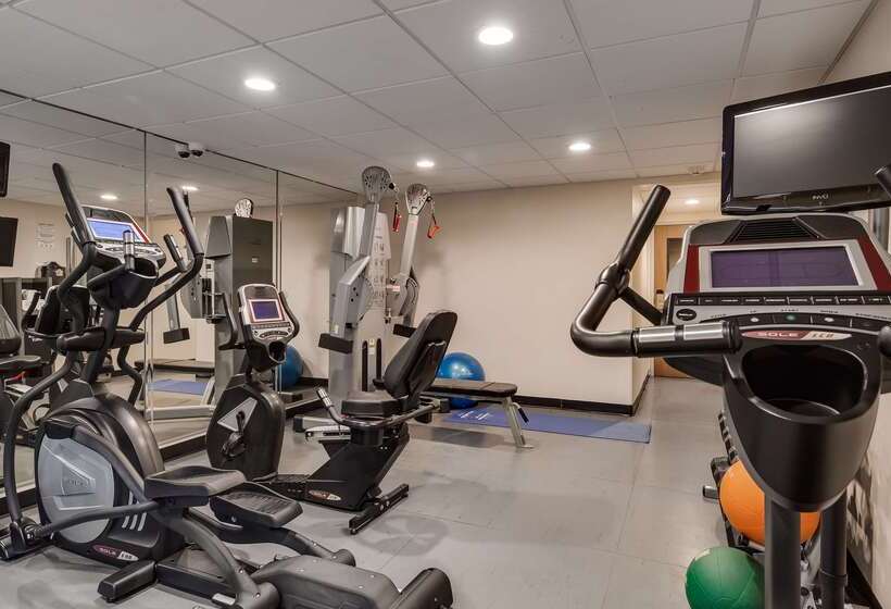 فندق Best Western Hidesert Inn