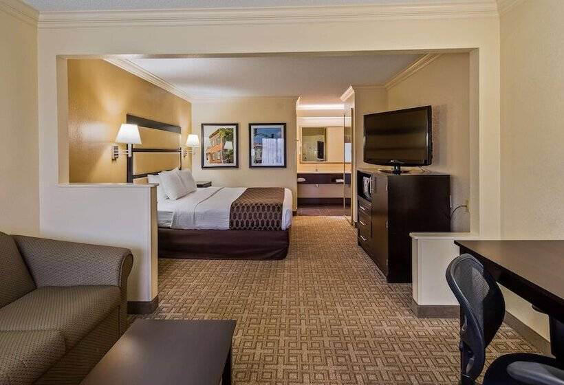 هتل Best Western Inn & Suites