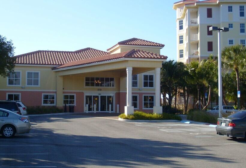 فندق Best Western Intracoastal Inn