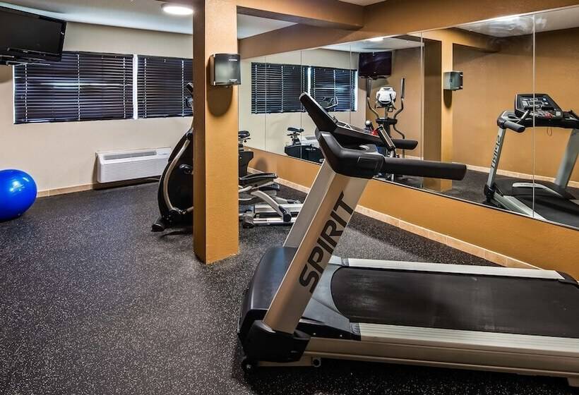 酒店 Best Western Monticello Gateway Inn