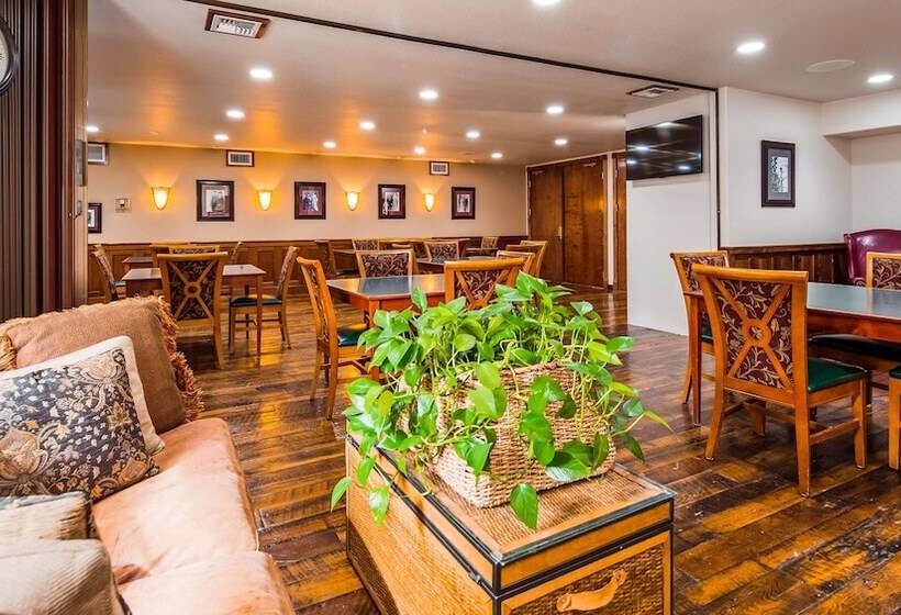 호텔 Best Western Newberry Station