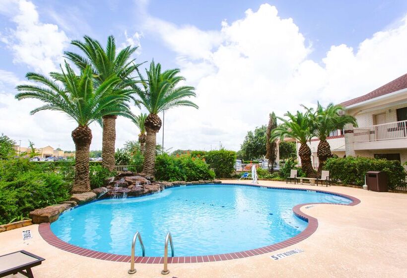 هتل Best Western Pearland Inn
