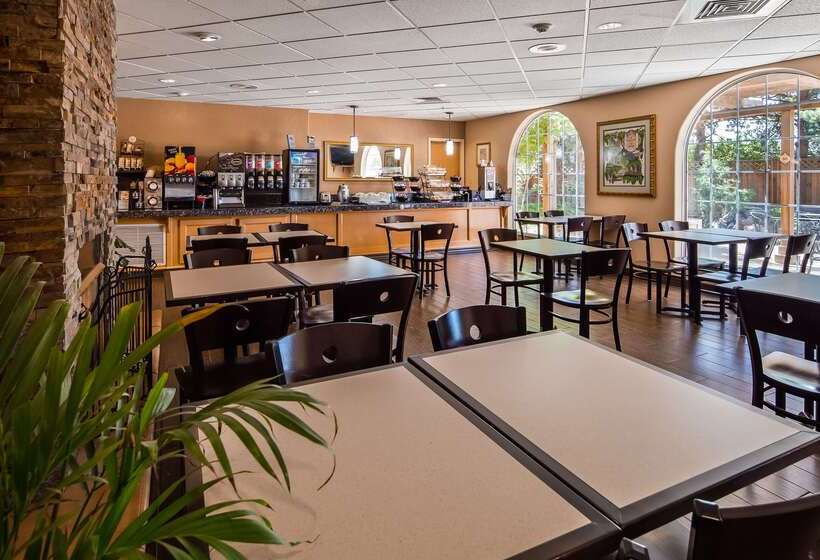 בית מלון כפרי Best Western Plus Caldwell Inn & Suites