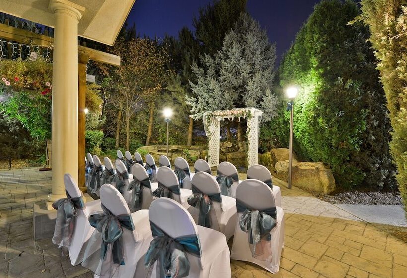 בית מלון כפרי Best Western Plus Caldwell Inn & Suites