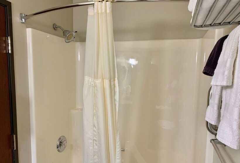 בית מלון כפרי Best Western Plus Great Northern Inn