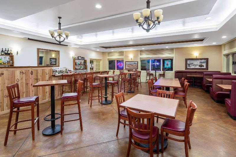 فندق Inn At Lander, Travelodge By Wyndham