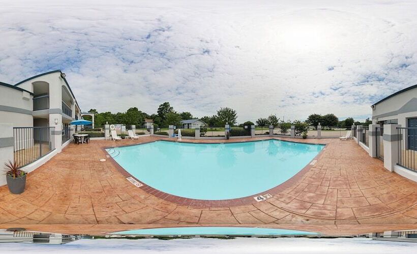 בית מלון כפרי Quality Inn Carthage