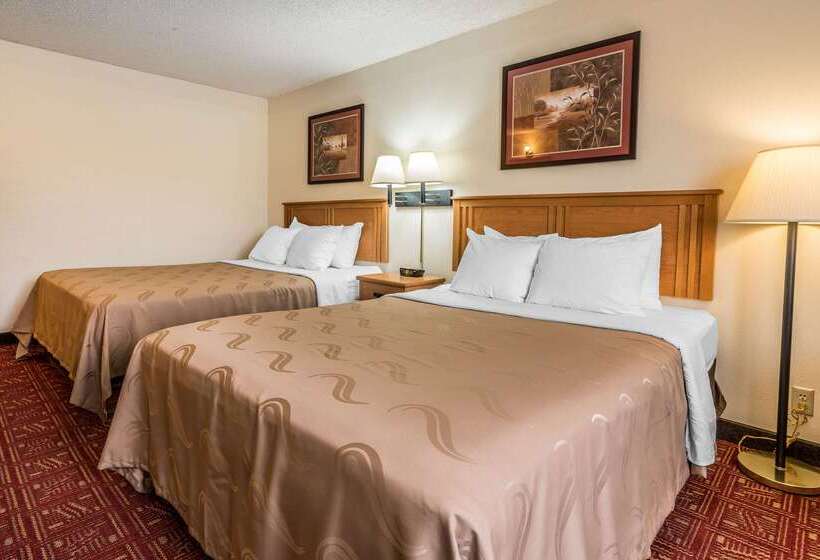 فندق Quality Inn