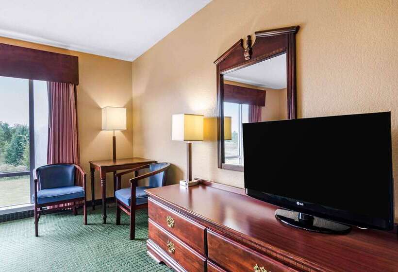 בית מלון כפרי Quality Inn & Suites