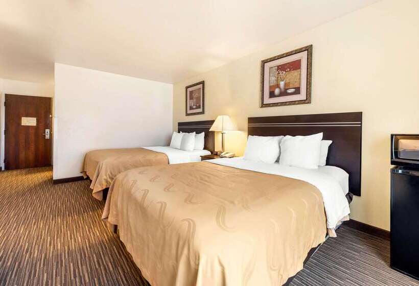 فندق Quality Inn & Suites Limon