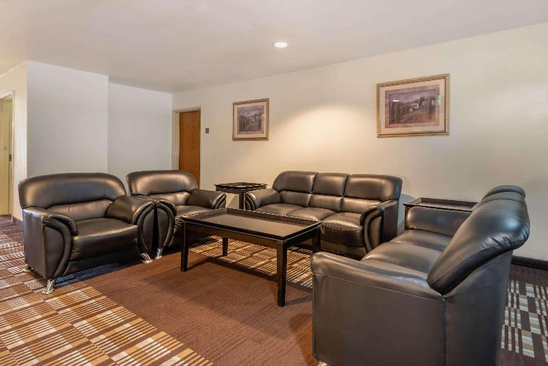 فندق Quality Inn & Suites Limon