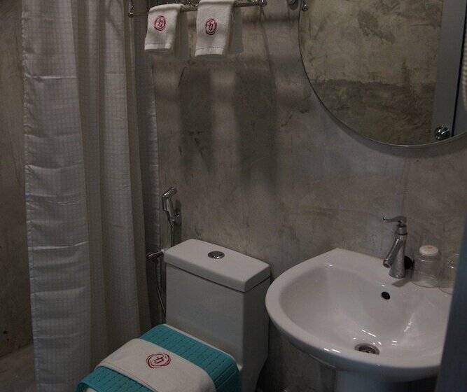 هتل Rick Resort Teluk Intan