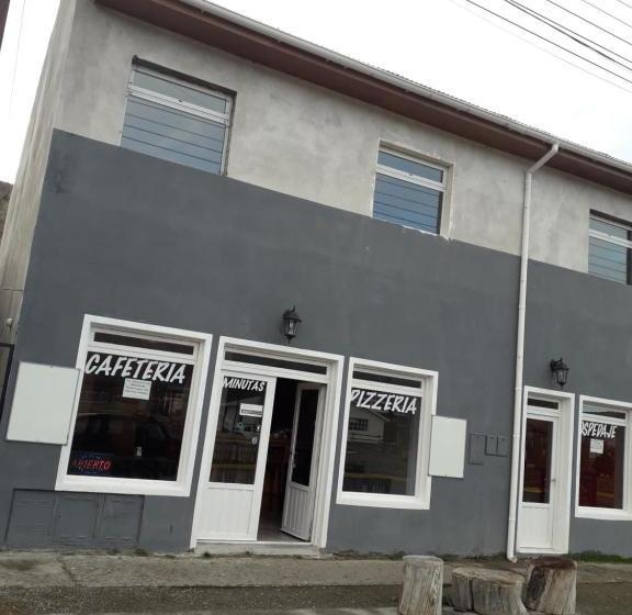 بنسيون La Huella