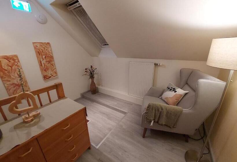 호스텔 Wollsdorferhof