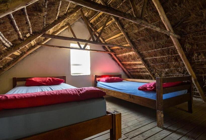 فندق صغير Coffee Shack Adventure Backpackers & Self Catering