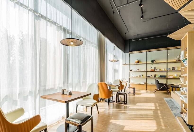 Atour Hotel Zibo Liuquan Road
