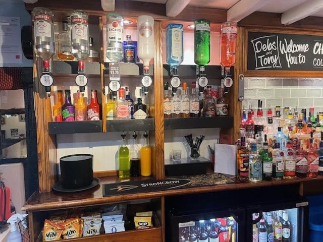 호텔 Chequers Country Inn