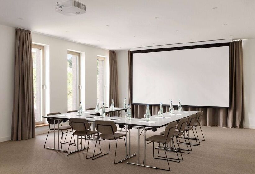 호텔 Vienna House By Wyndham Mq Kronberg