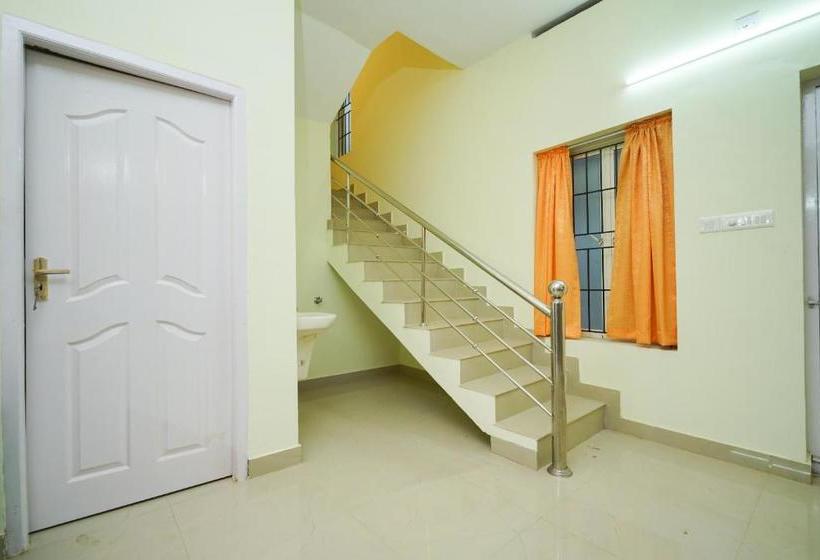 ペンション Oyo Home 26184 Elegant Stay Near Kovalam Junction