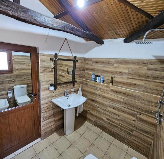 تختخواب و صبحانه Guest House Panorama