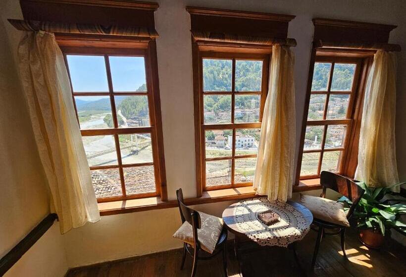 تختخواب و صبحانه Guest House Panorama