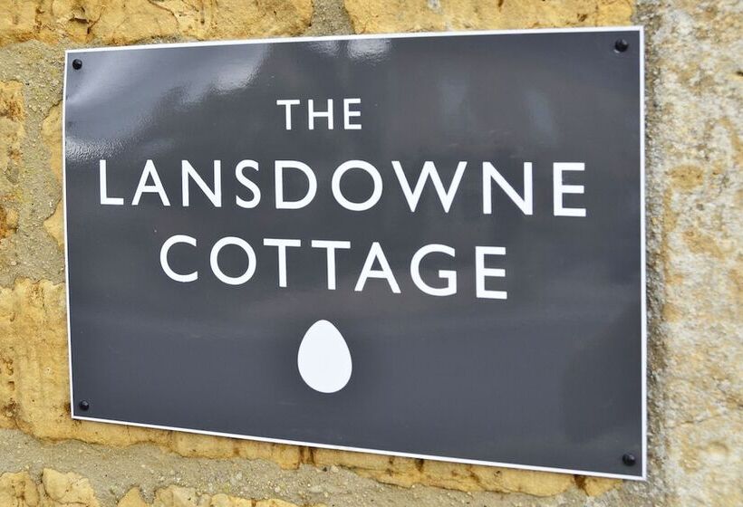 مبيت وإفطار The Lansdowne Cottage