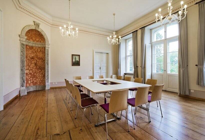 هتل Restaurant Remise