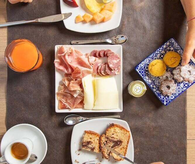 호스텔 La Locanda D'oro