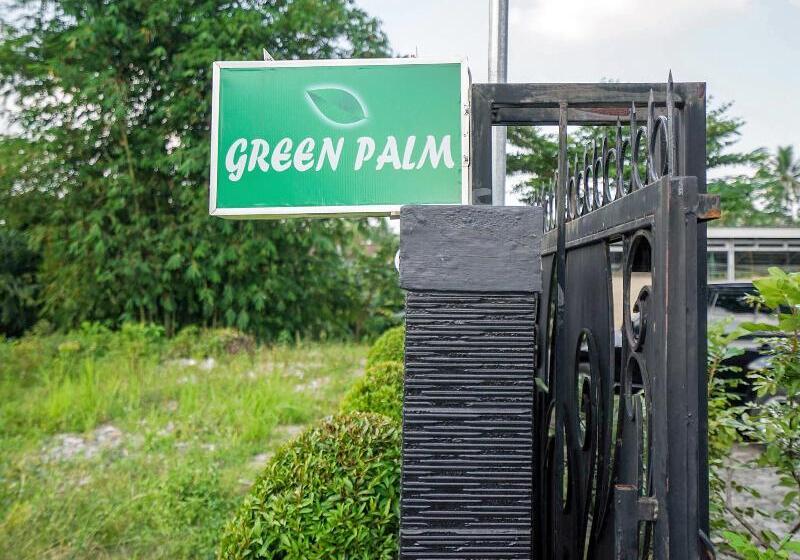 هتل Oyo 1266 Green Palm Syariah