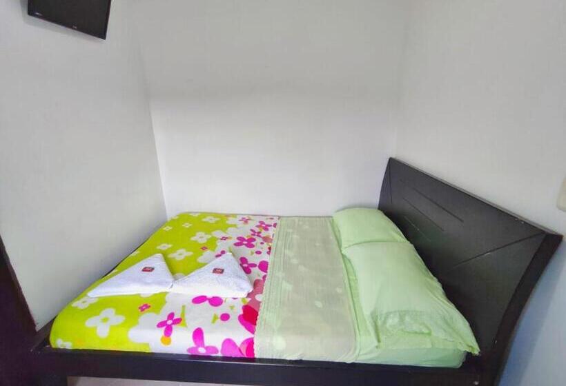 هتل Mi Techito Curiteño