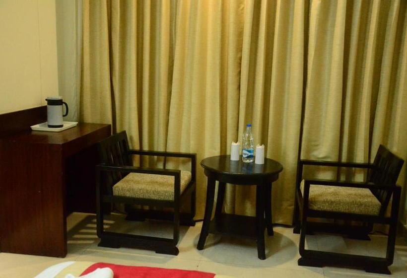 فندق Milam Inn