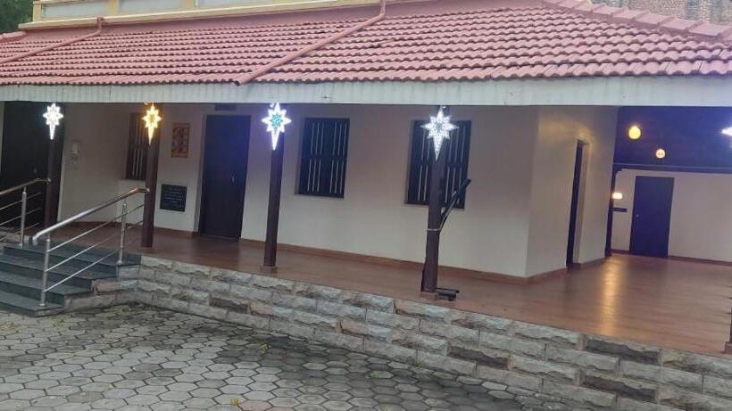 בית מלון כפרי Ymca Program Centre